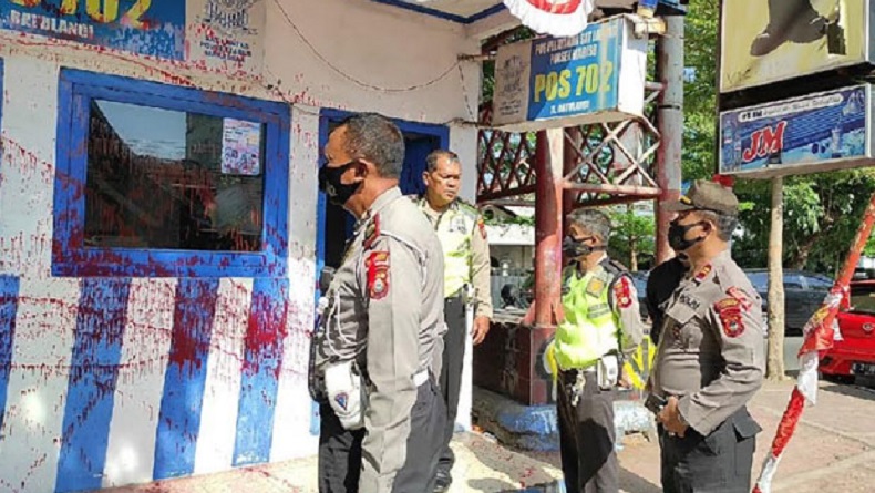 Pos Polisi di Makassar Dicoret-coret OTK, Pelaku Tulis Surat Ancaman