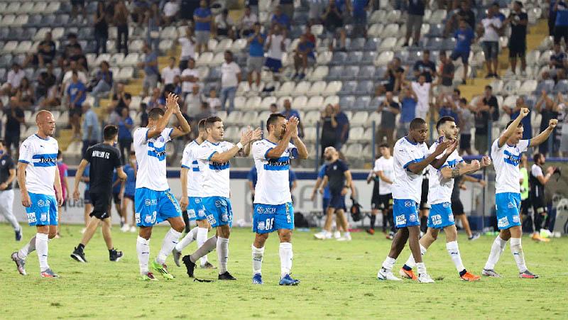 Gantikan Tugas Pelatih, Klub Ini Izinkan Suporter Tentukan Starting XI