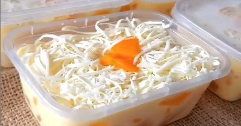 Segarnya Salad Mangga, Enak Pakai Toping Keju dan Bisa Tahan 5 Hari