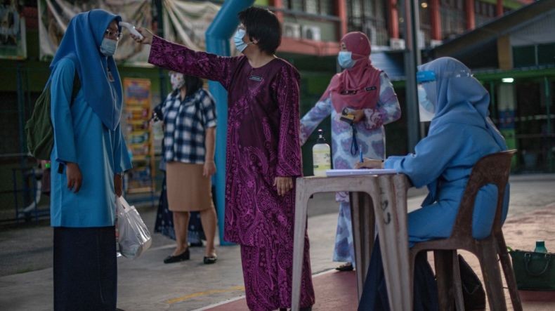 Malaysia Rugi Rp8,3 Miliar Per Hari gara-gara PSBB