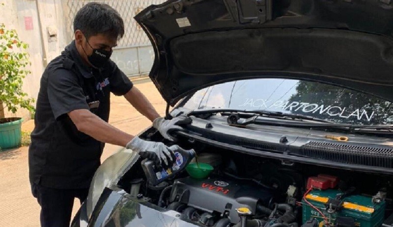 Jangan Salah Ganti Oli, Pilih Pelumas Sesuai Usia Kendaraan