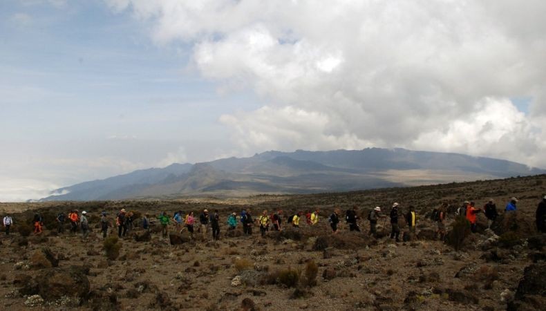 Warga Singapura Tewas saat Mendaki Gunung Kilimanjaro Afrika
