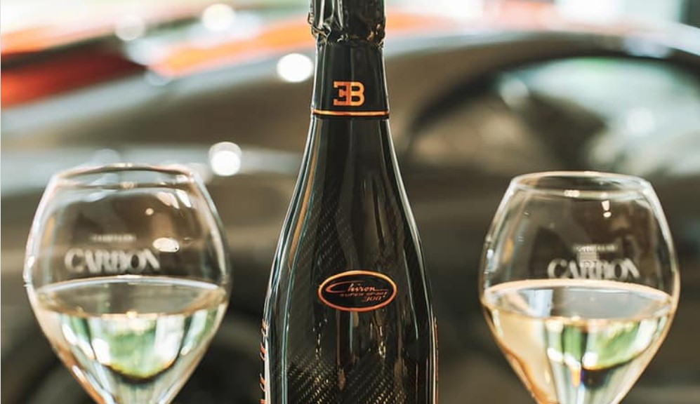 Rayakan Rekor Mobil Tercepat di Dunia, Bugatti Bikin Minuman Champagne Edisi Khusus