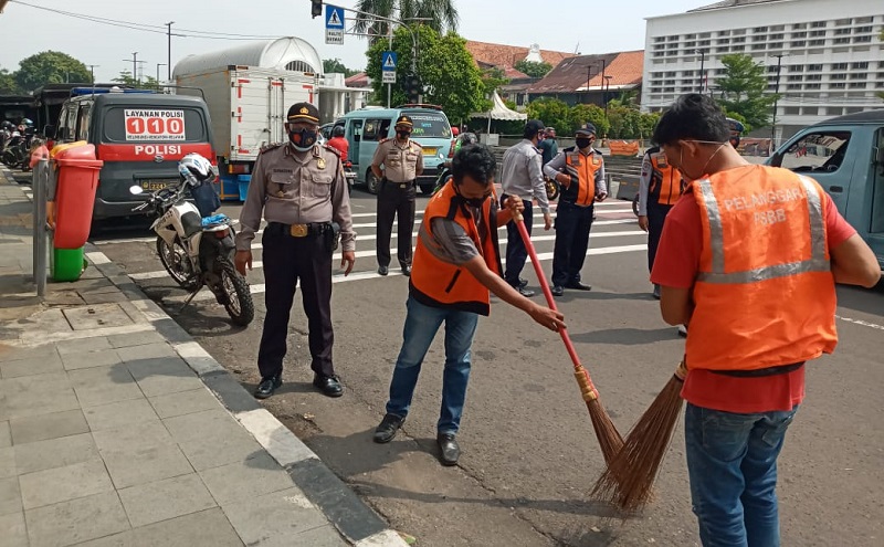 Terjaring Razia Masker di Tambora, 25 Pelanggar Jalani Sanksi