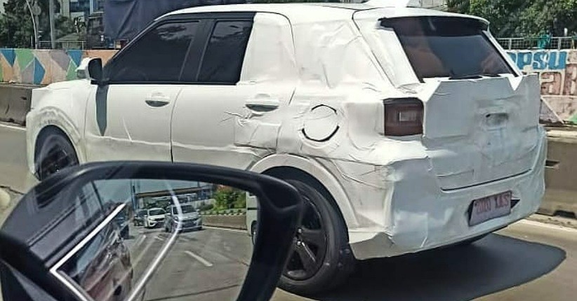 Wujud Daihatsu Rocky atau Toyota Raize Tertangkap Kamera Diuji Jalan di Indonesia