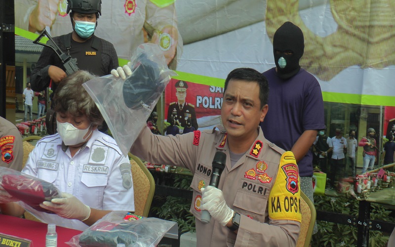 Duh, Jambret yang Motornya Dibakar di Rembang Butuh Uang untuk Renovasi Ruang Karaoke
