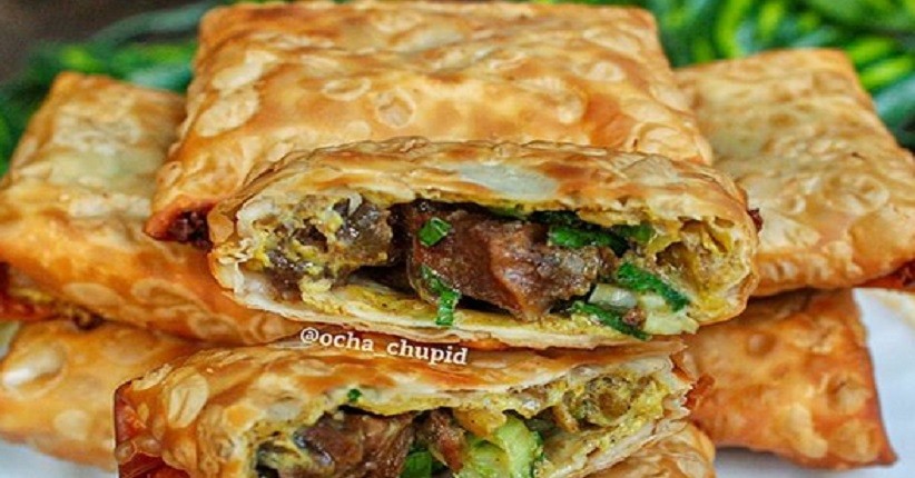 Ide Membuat Martabak Telur Isi Daging, Enak Pakai Bumbu Gulai