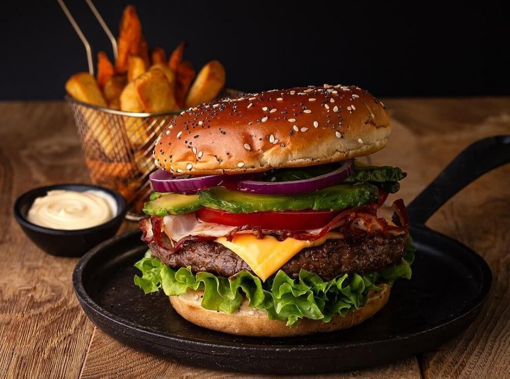 5 Cara Membuat Burger Rumahan yang Enak, Bisa Inovasi dengan Nasi hingga Dori