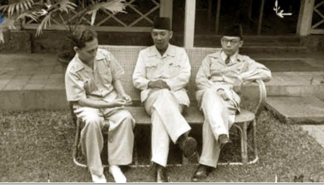 Republik yang Didirikan Pecinta Buku