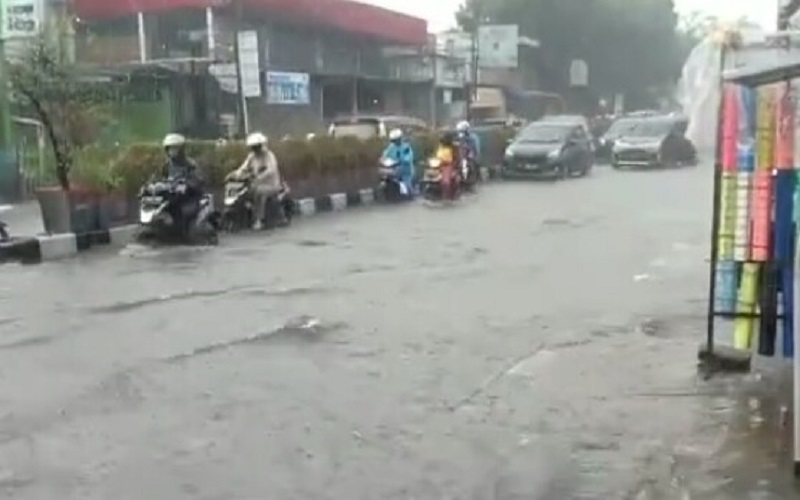 Waspada, Bencana Banjir dan Puting Beliung Sering Melanda Kota Cimahi 