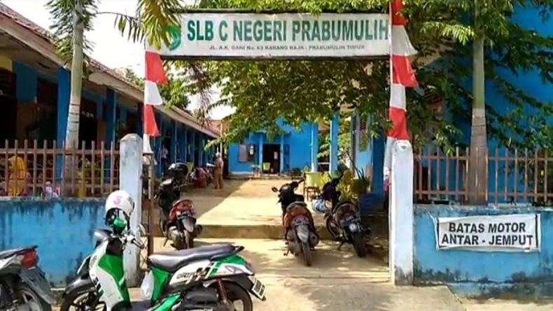 Belasan Tahun Bekerja, Guru SLB di Sumsel Hanya Terima Insentif Rp119.000 per Bulan