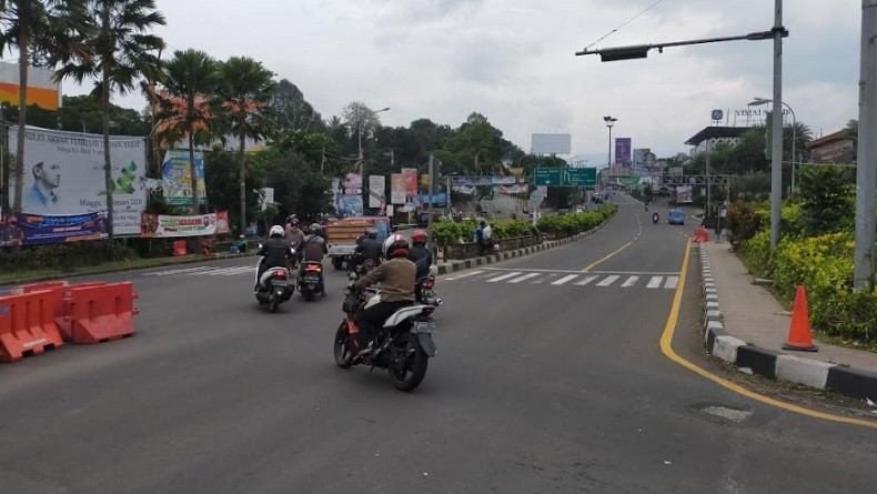 Libur Panjang Hari Ketiga, Jalur Puncak Lengang