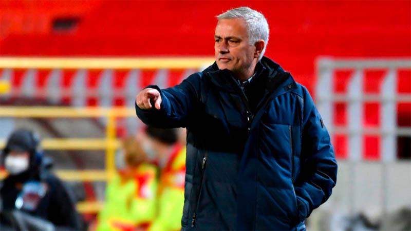Tottenham Dikalahkan Antwerp, Jose Mourinho: Saya Tanggung Jawab