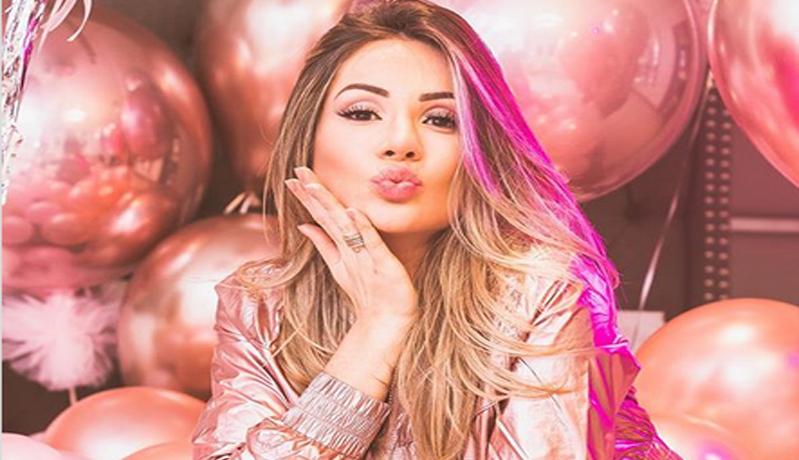 7 Fakta Larissa Pereira, Model Seksi Pujaan Hati Roberto Firmino