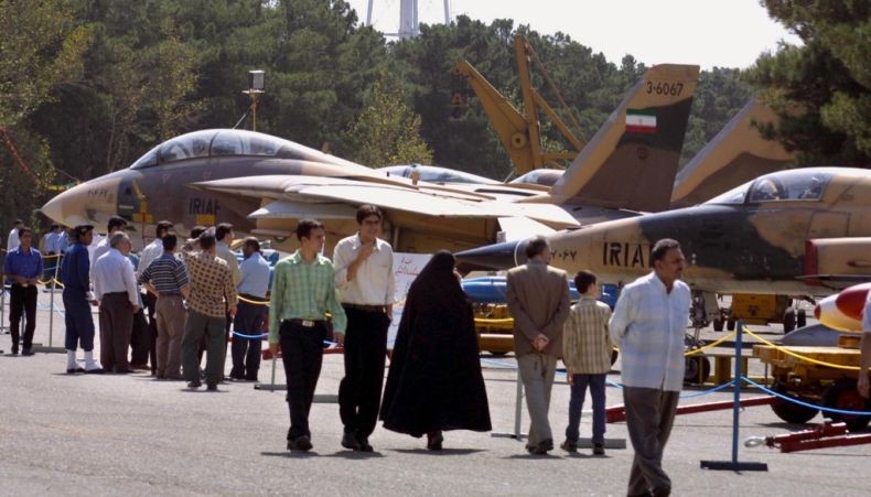 Iran Gelar Latihan Perang Udara Libatkan Jet Tempur Buatan AS Berusia Tua