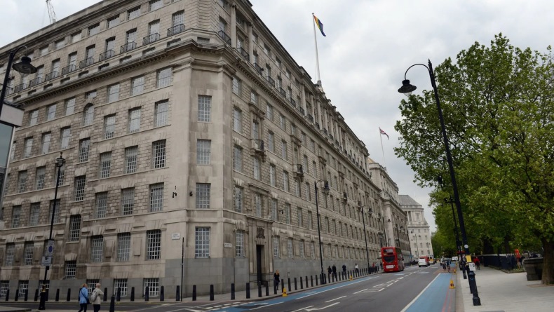 Inggris Naikkan Level Siaga Terorisme Pasca Serangan di Wina dan Prancis