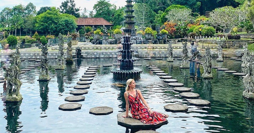 Wisata Taman Air Tirta Gangga, Kolam Eksotis Pemandian Raja Karangasem Bali