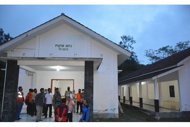 Status Merapi Siaga, Pemkab Sleman Tinjau Barak Pengungsian di Cangkringan  