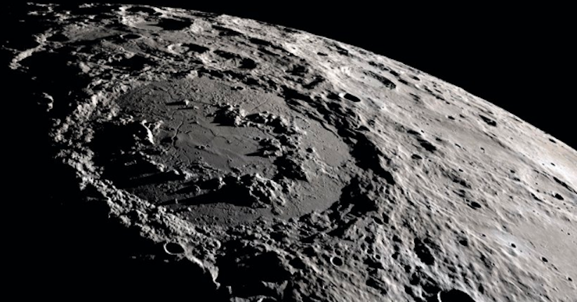 Asteroid yang Buntuti Mars Diklaim Kembaran Bulan