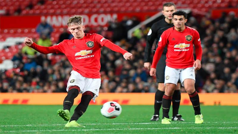 Jarang Orang Tahu, MU Punya Pemain Muda Titisan Xavi dan Iniesta