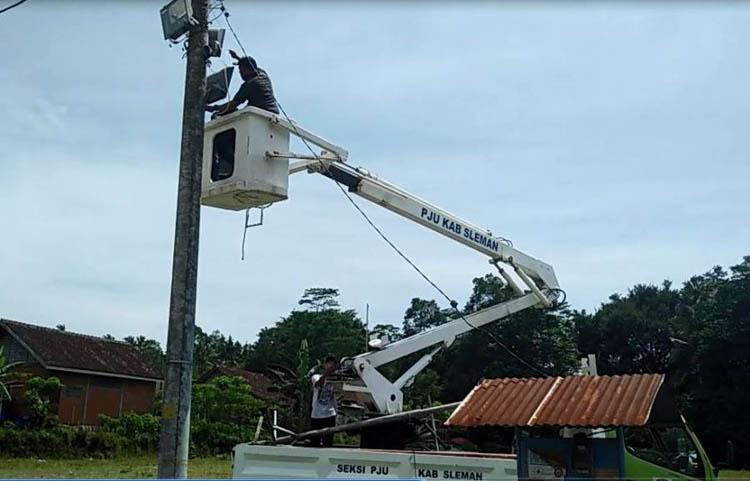 Kulonprogo Tambah 60 LPJU, Fokus Pemasangan di Titik Simpul Ekonomi