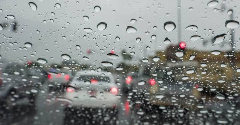 Tips Aman Berkendara saat Kondisi Hujan