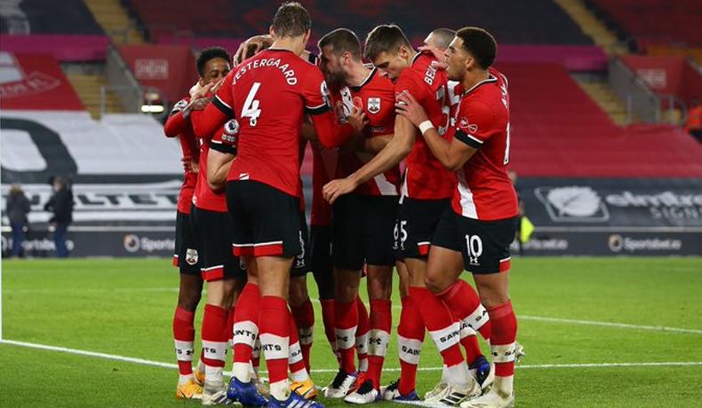 Southampton Puncaki Klasemen setelah Penantian 32 Tahun