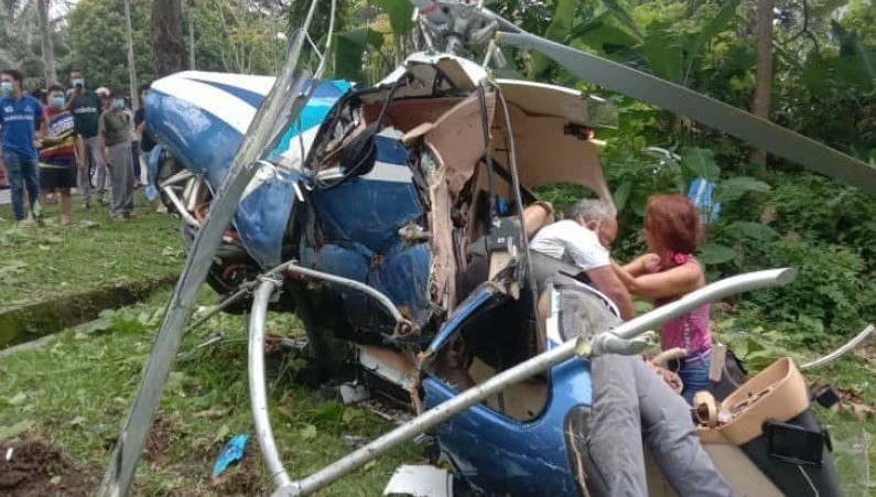 Dua Helikopter Bertabrakan, 2 Orang Tewas