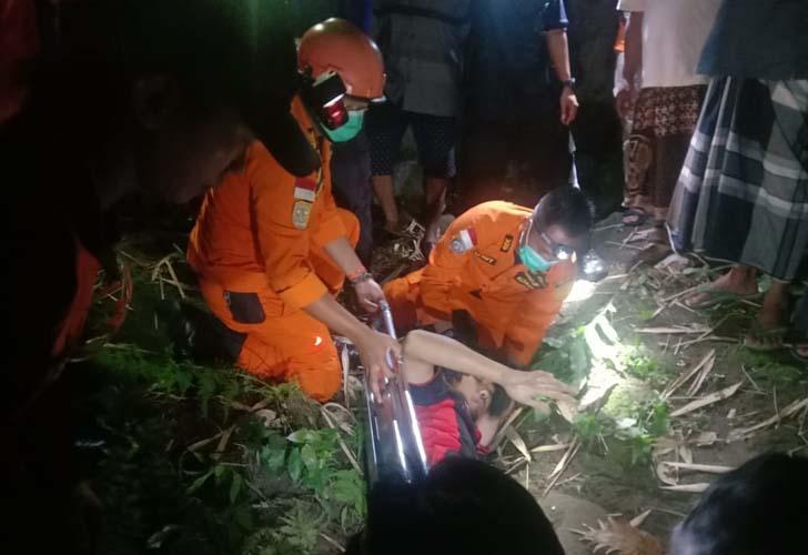  Terjun ke Sungai dari Ketinggian 5 Meter, Pengendara Motor di Magelang Selamat