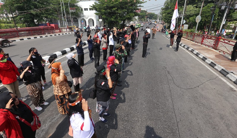 Hari Pahlawan, KBRS Upacara di Jembatan Merah Surabaya