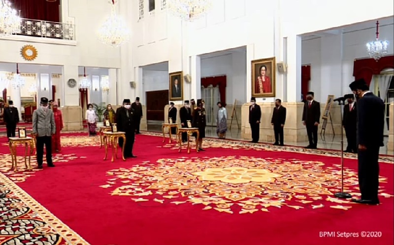 Jokowi Resmi Anugerahi Gelar Pahlawan Nasional untuk 6 Tokoh, Ini Daftarnya