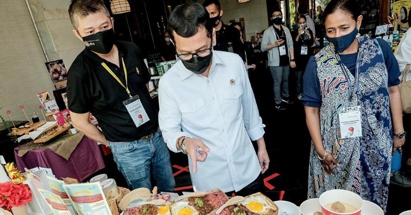 Wishnutama Apresiasi UMKM di Malam Anugerah Bangga Buatan Indonesia 2020