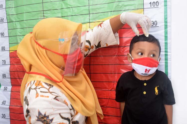 Kemenkes Akan Didik Ulang 1,2 Juta Kader Posyandu untuk Sertifikasi