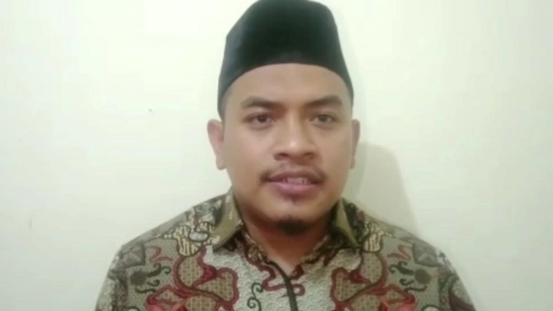 Viral Salat dengan Pedang dan Seruan Jihad Lewat Azan, Ini Kata FPI