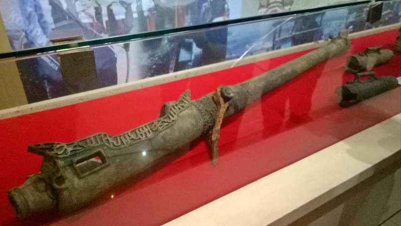 Meriam Langka Berukir Syahadat Dipamerkan di Museum Palembang