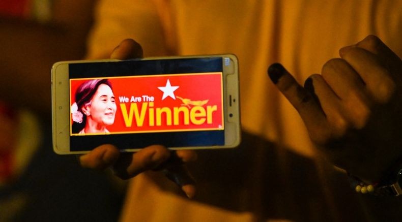 Partai Aung San Suu Kyi Menang Telak dalam Pemilu Myanmar