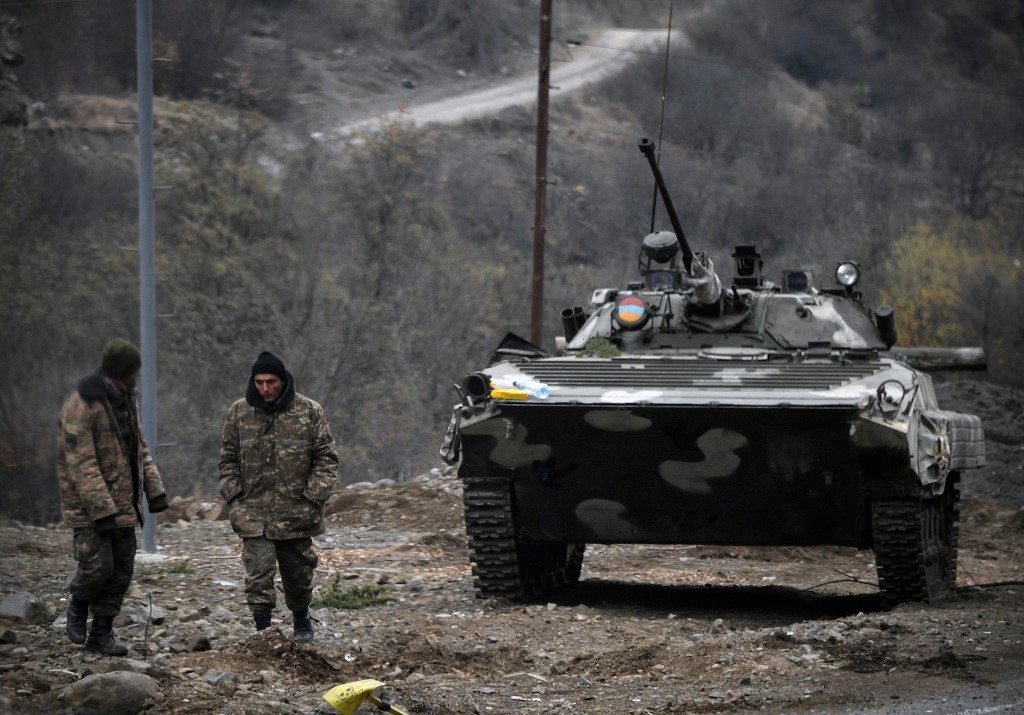 Anggota Parlemen Prancis Tuduh Azerbaijan Pakai Senjata Terlarang Saat Perang dengan Armenia