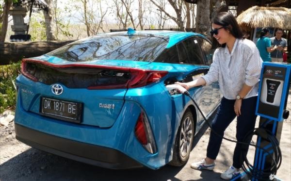 Indonesia Targetkan 20 Persen Mobil Listrik pada 2025