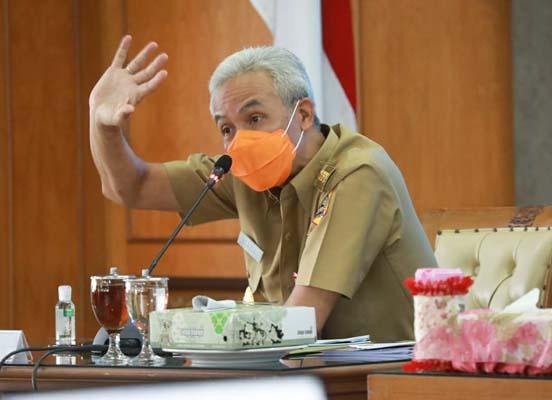 Muncul Klaster Hajatan di Sragen, Ganjar Imbau Warga Tak Abai Disiplin Protokol Kesehatan 