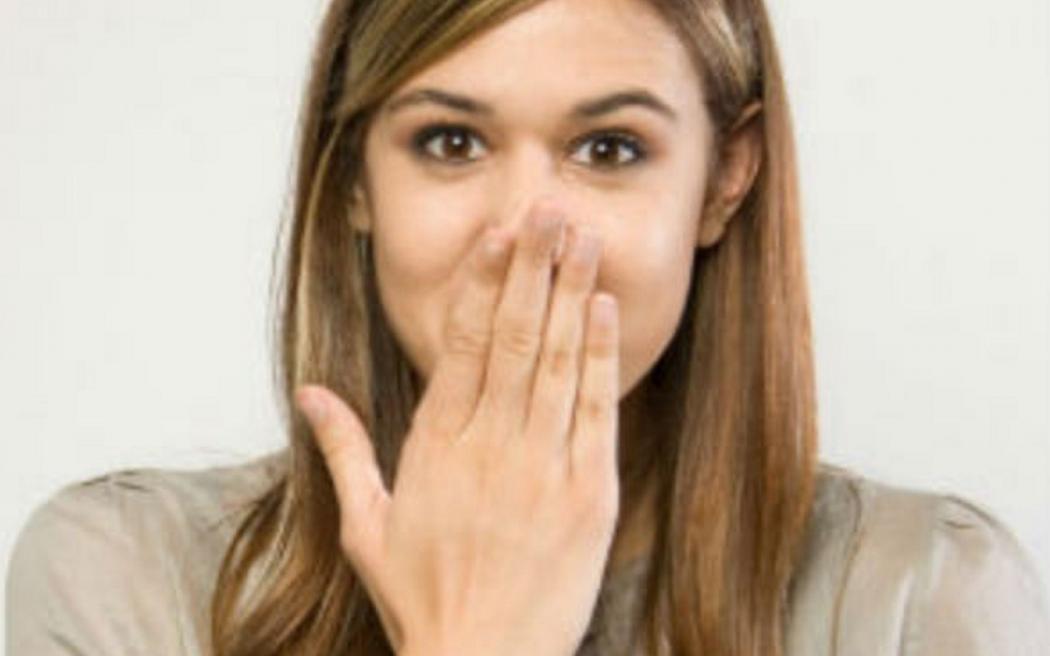 Cara Menghilangkan Cegukan, Salah Satunya Tahan Napas