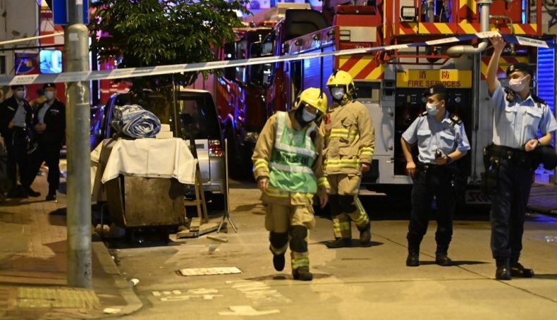 Kebakaran Apartemen di Hong Kong Tewaskan 7 Orang, 17 Lainnya Luka