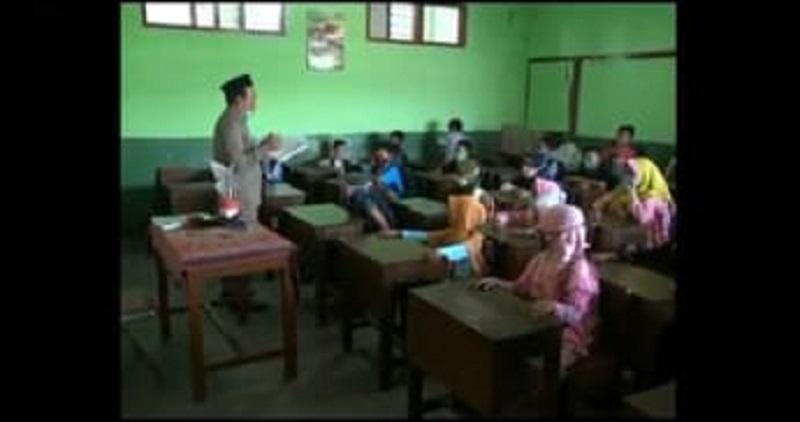 Sekolah Boleh Buka Mulai Januari, Ortu Berhak Larang Siswa Masuk