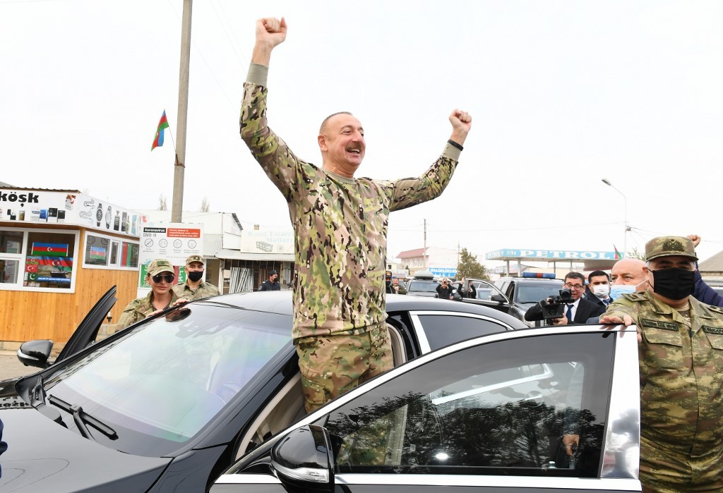 Presiden dan Wakil Presiden Azerbaijan Kunjungi Karabakh, Begini Reaksi Penduduk
