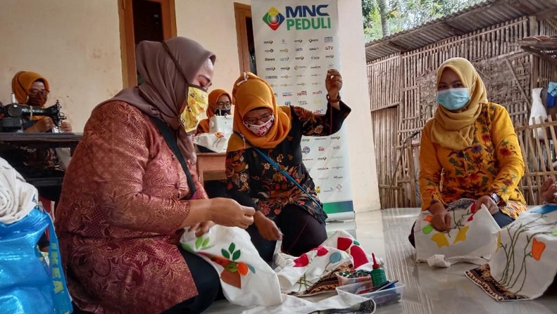 MNC Peduli dan MNC Guna Usaha Dukung Pemberdayaan Perempuan di Desa Pantai Bakti Bekasi
