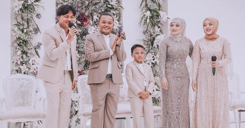 Bikin Ngakak, Netizen Ini Sebut Sule Keren karena Undang Rizky Febian ke Pernikahannya