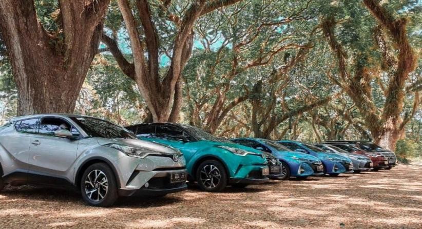 Toyota Akan Produksi Mobil Hybrid di Indonesia 2022