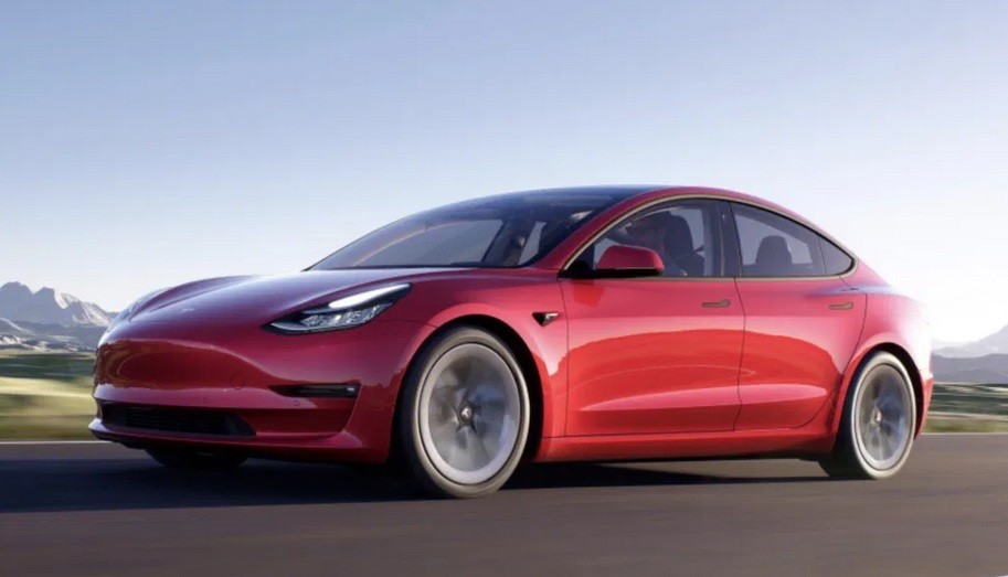 Tesla Stop Produksi Mobil Listrik Termurah Model 3 pada 2021