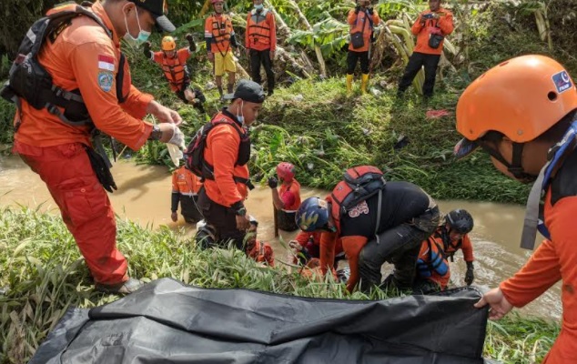 Tragis, Begini Detik-Detik Bapak dan Anak di Kendal Tewas Terseret Banjir Bandang