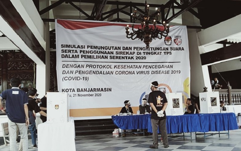 Dilengkapi APD, KPU Banjarmasin Simulasi Pemungutan Suara