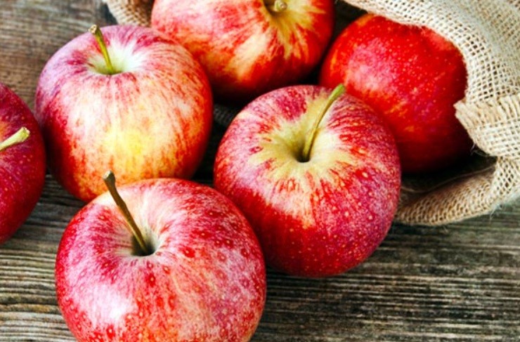 Mau Paru-Paru Anda Sehat? Konsumsi Apel dan Makanan-Makanan Ini